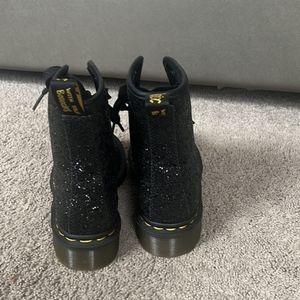 Dr martens size 5 Farrah chunky glitter
